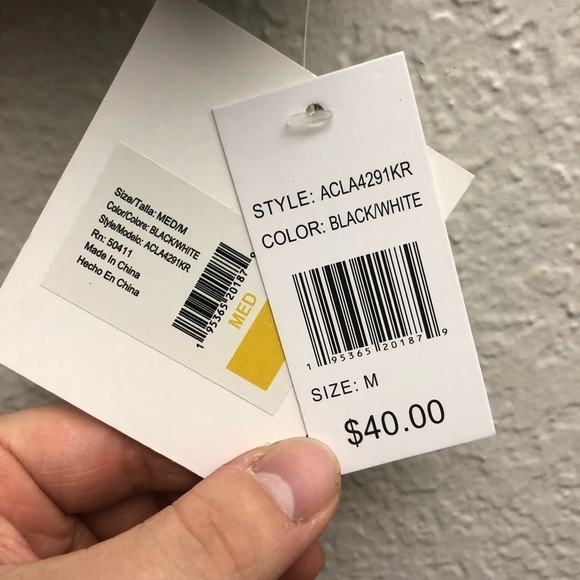 Cyn & Luca‎ NWT Women’s Black & White Swim Top Medium - Picture 4 of 5